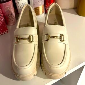 Ivory cream loafers. Never worn. Box in hand